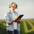 investidores do agronegócio comprando imóveis para diversificação patrimonial